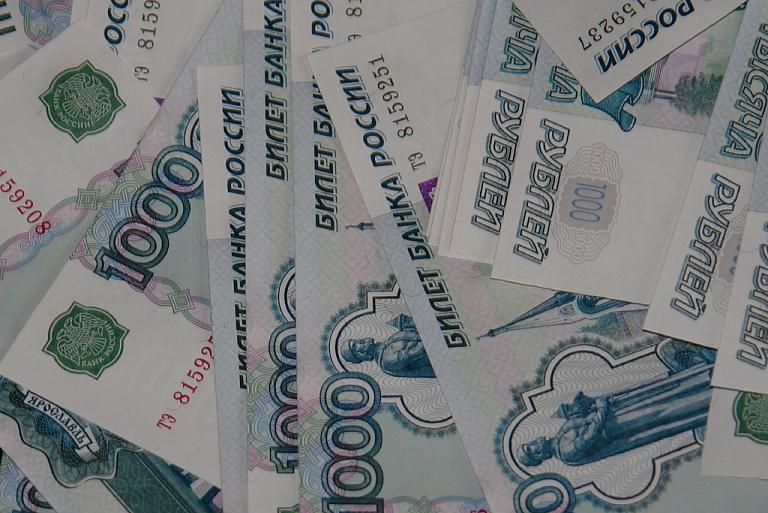 В Выксе мошенница подменила деньги пенсионерки на фальшивки 