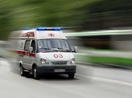 На Московском шоссе грузовик врезался в автобус: два человека ранены