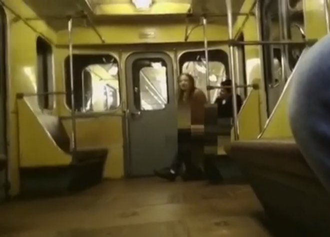 Страстную нижегородскую пару будут судить за секс в метро - фото 1
