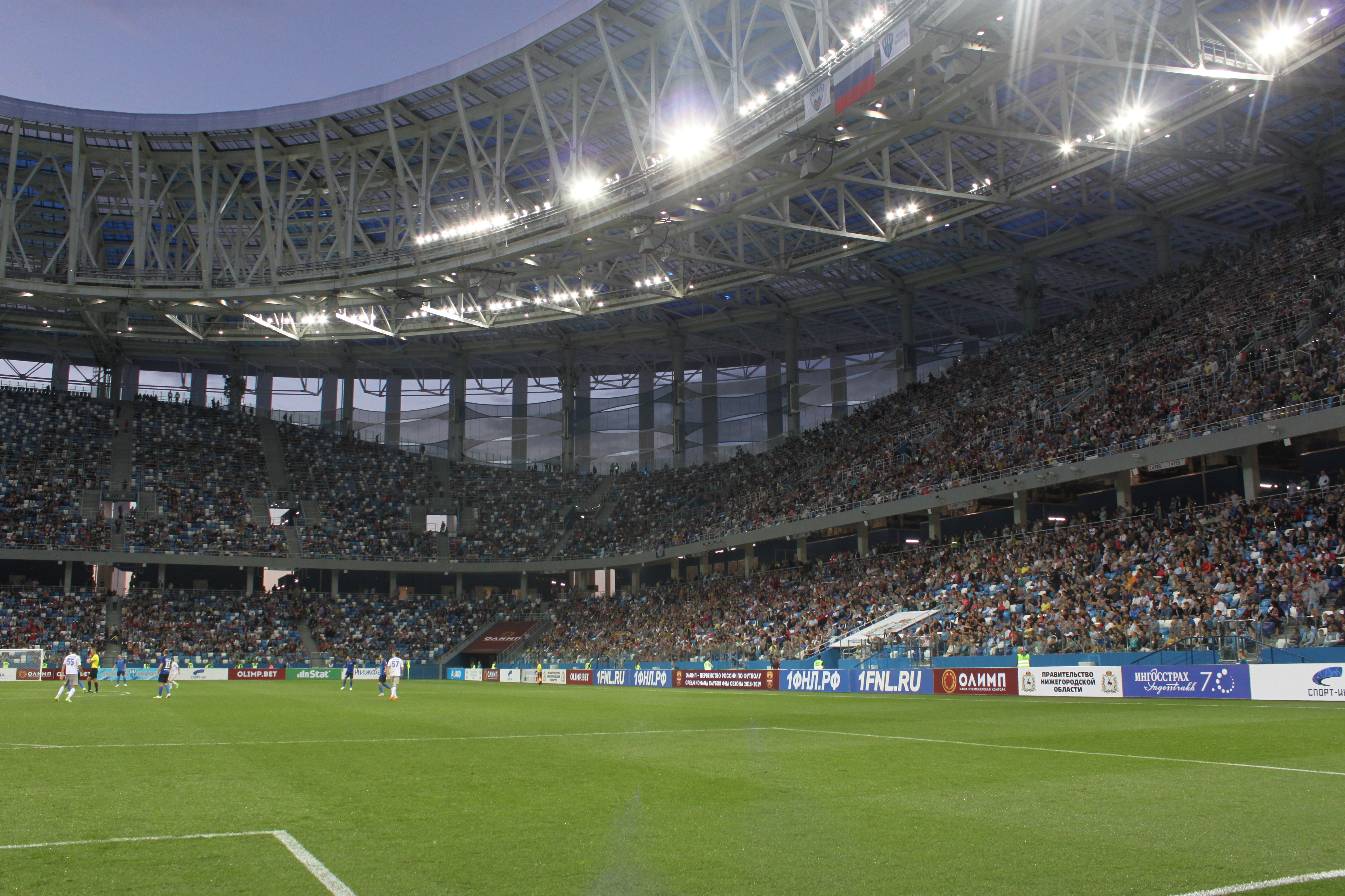 Недовольный свист и возмущенные возгласы: как зрители следили за матчем «Нижний Новгород» — «Луч»