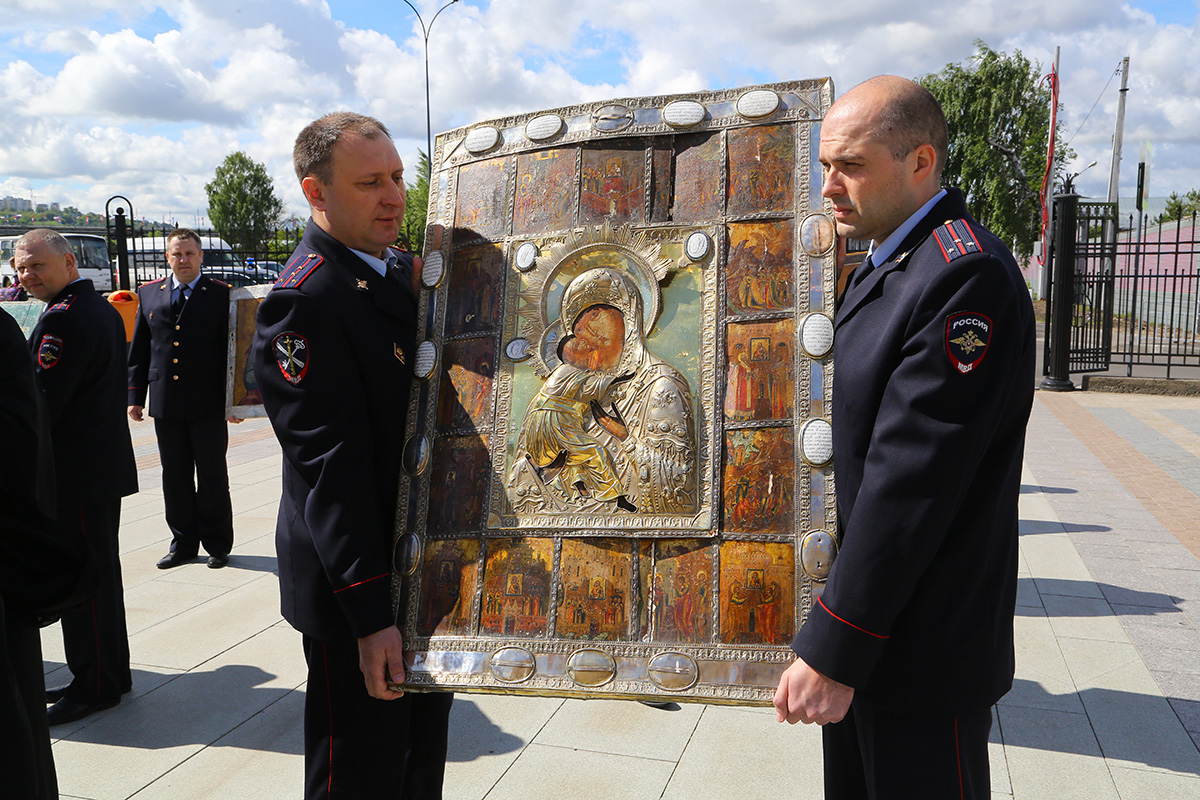 Похищенные из Макарьевской обители иконы вернулись в монастырь (ФОТО) - фото 1