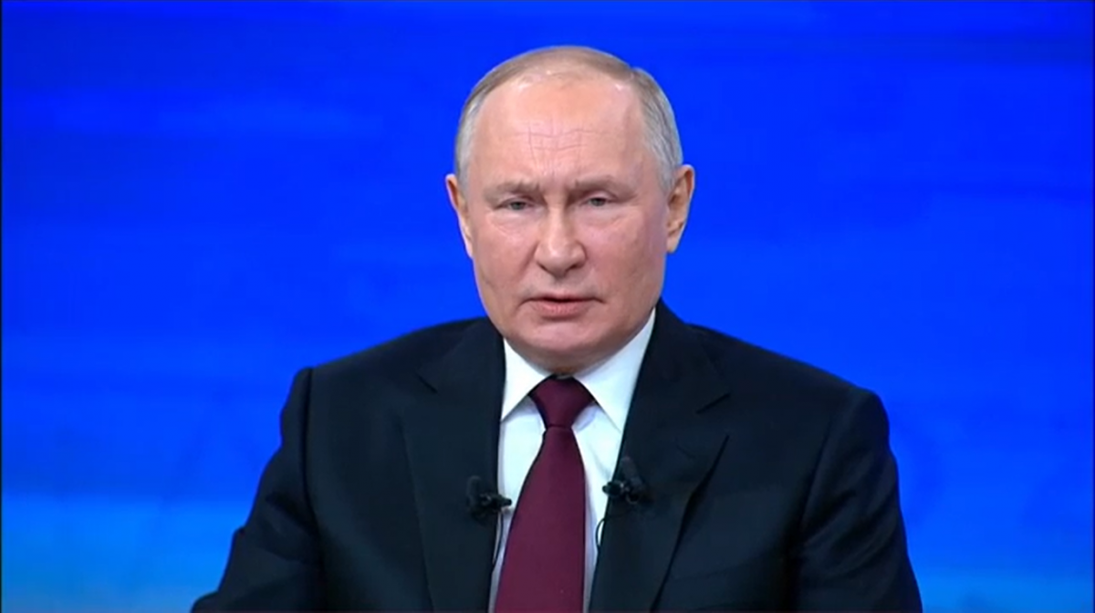Владимир Путин пообещал не бросать на самотек проблему обмеления Волги - фото 1