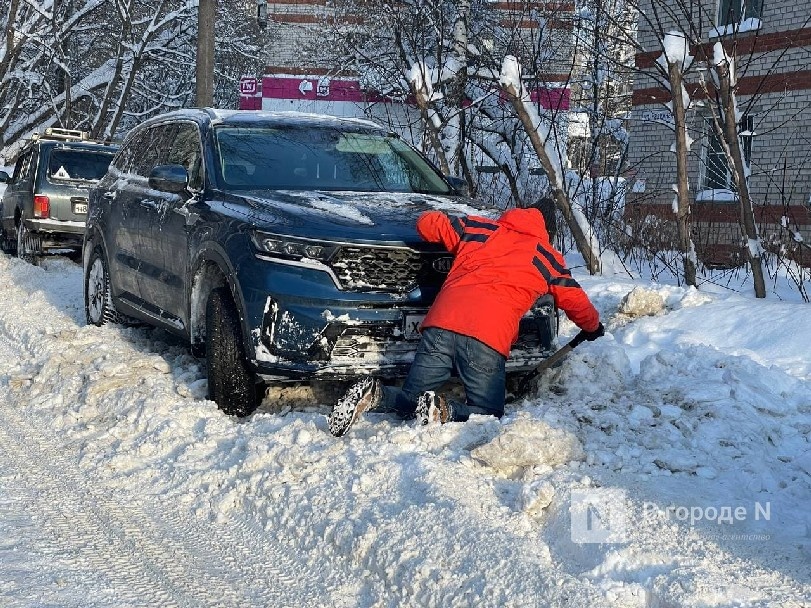 Шалабаев: &laquo;Я могу пойти толкать застрявшие в снегу машины&raquo; - фото 1
