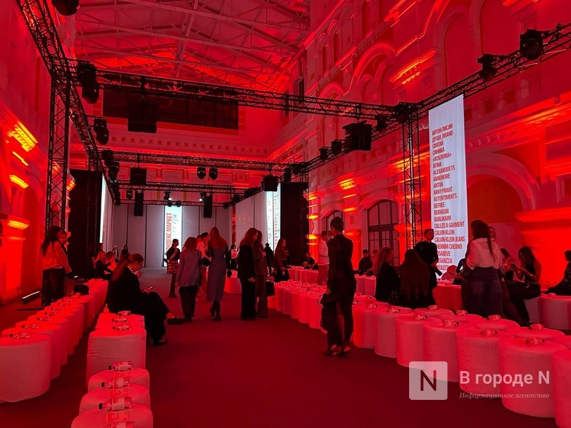 Марк Эйдельштейн посетил модный показ в Нижнем Новгороде - фото 2