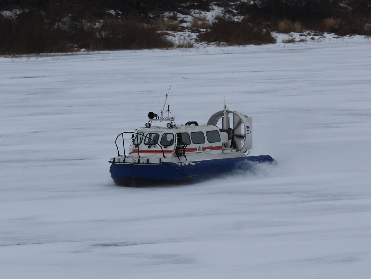По тонкому льду: сотрудники нижегородской ГИМС предупредили рыбаков об опасности - фото 5