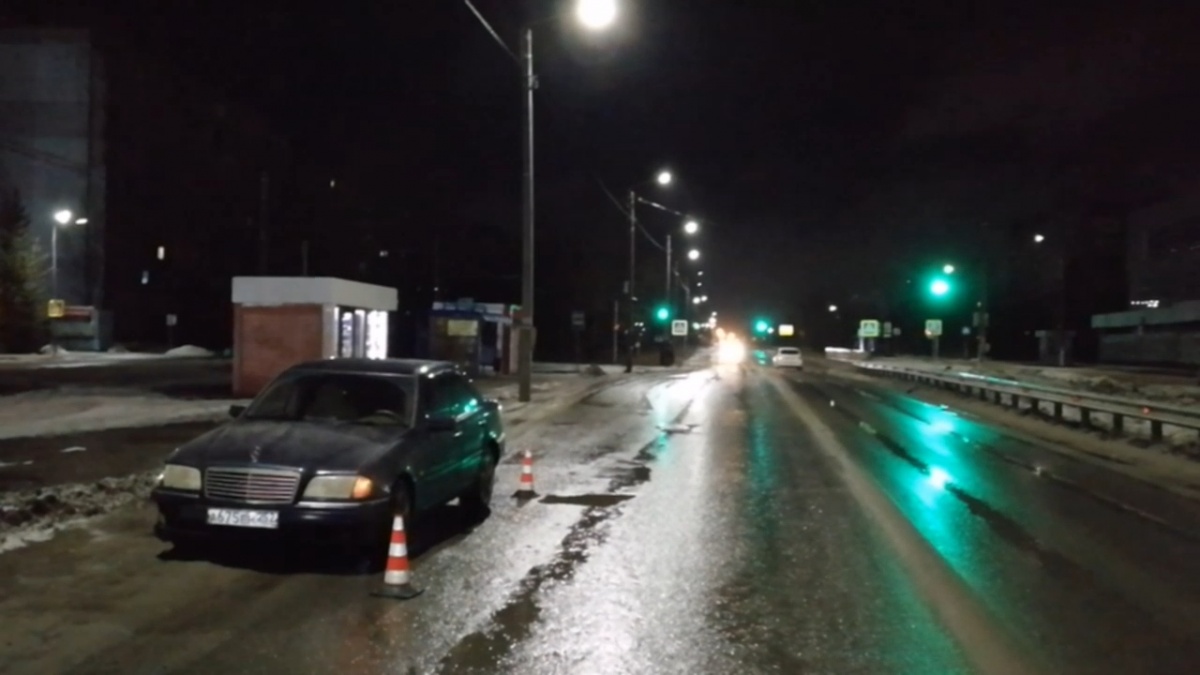 Велосипедист-нарушитель пострадал от наезда иномарки в Дзержинске - фото 1