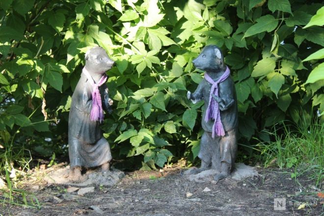 Скульптуры мышей на Почаинском бульваре снова пострадали от вандалов - фото 4