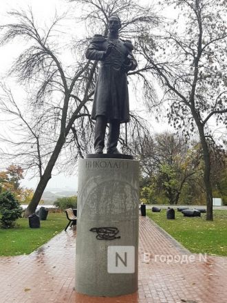 Памятник Николаю I установили в Александровском саду в Нижнем Новгороде - фото 3