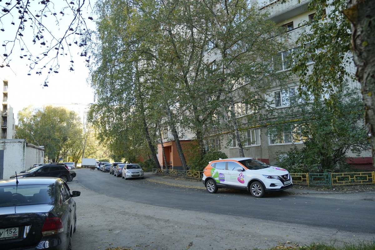 Две дороги отремонтировали в Московском районе при помощи социальных участковых - фото 1