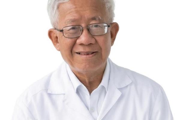 &laquo;Хочу помогать пациентам, пока я еще жив&raquo;. Эксклюзивное интервью с легендой мировой медицины Питером Го