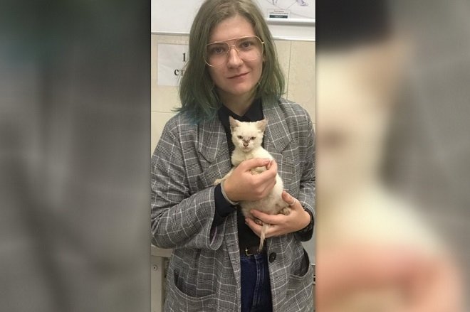 Молодая героиня