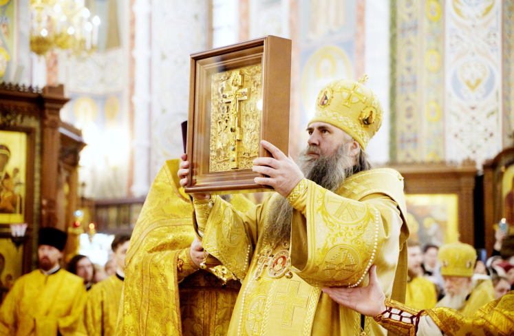 Найденная в нижегородском монастыре икона с крестом прибыла в Александро-Невский собор - фото 1