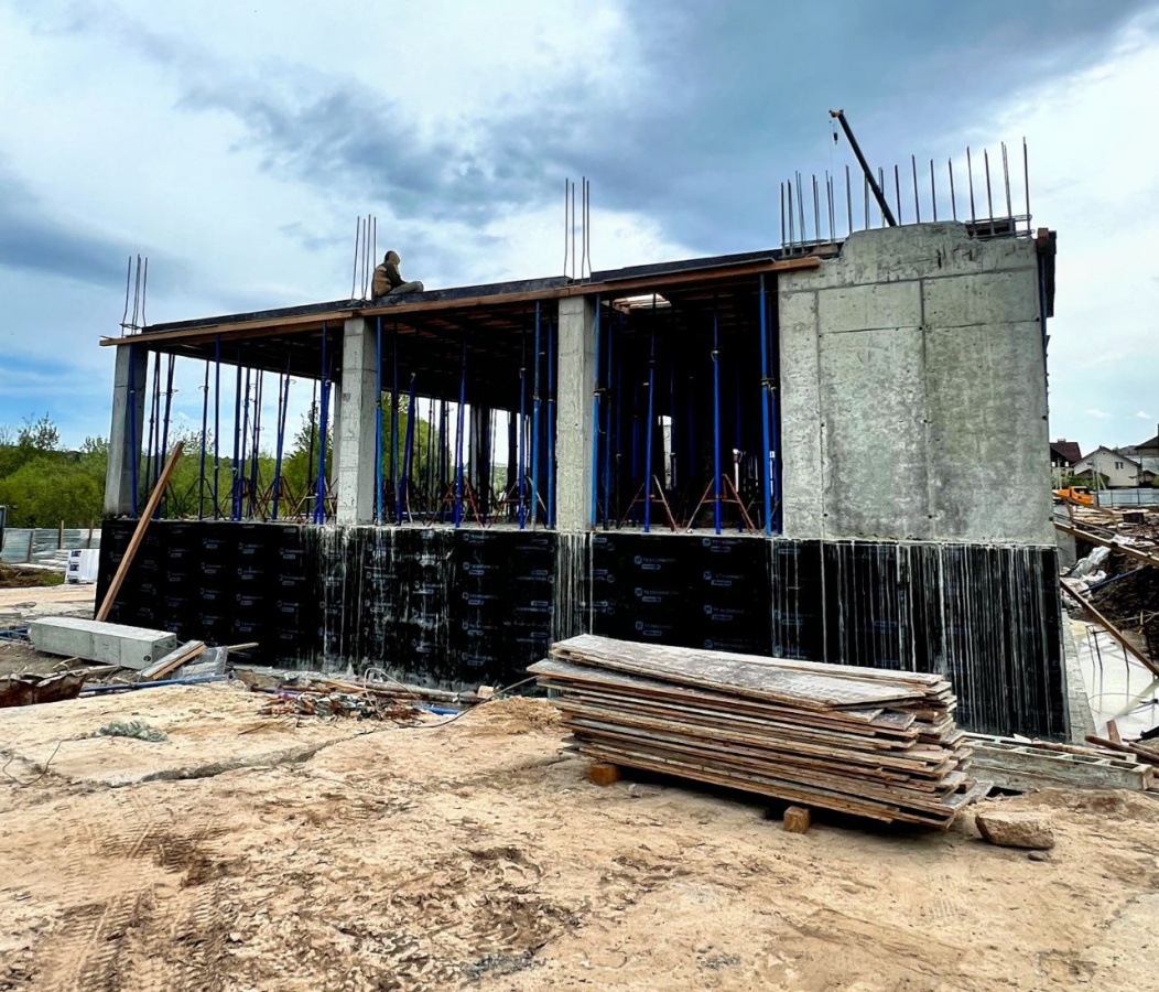 Появились фото строящейся в Новой Кузнечихе поликлиники - фото 1