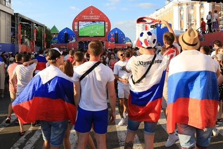 Матч Россия &mdash; Хорватия: следим онлайн за &frac14; финала из нижегородской фан-зоны