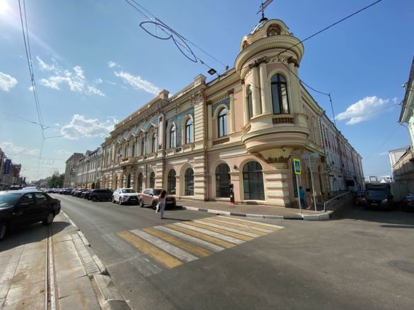 Брусчатку и ограждение отремонтировали на улице Рождественской в Нижнем Новгороде - фото 2