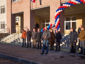 На примере вазелина от Булавинова депутатам «Единой России» напомнили о поведении на публичных выступлениях