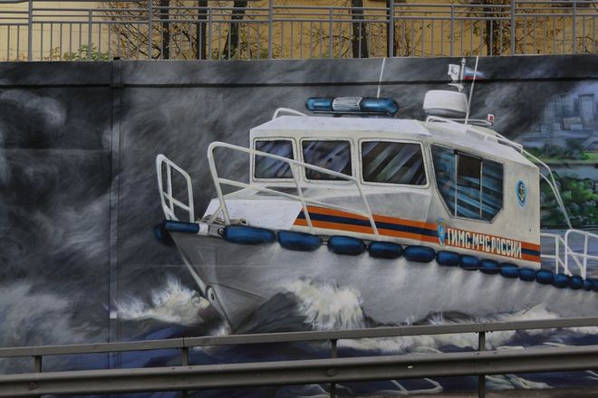 800-метровое граффити, посвященное работе МЧС, появилось на Окском съезде - фото 4