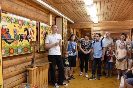 Семьи из ДНР и ЛНР посетили уникальный музейный комплекс в Городце