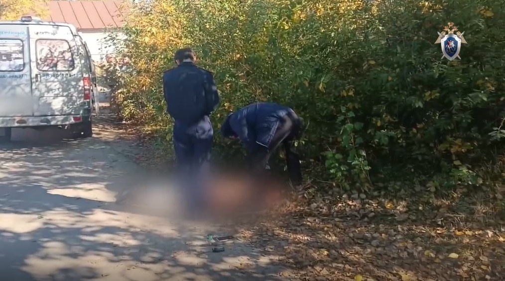 Мужчина жестоко убил бывшую жену на улице в Дзержинске - фото 1