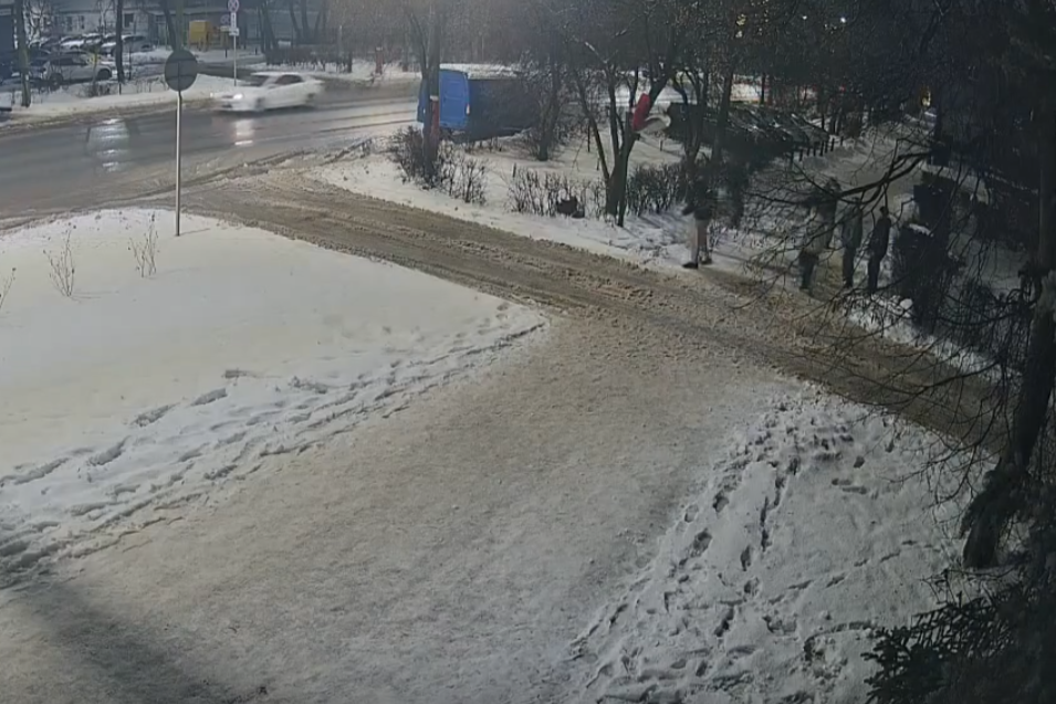 Подростки совершили акт вандализма в Арзамасе - фото 1