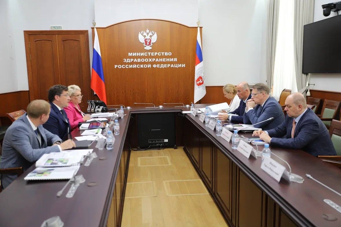 Никитин обсудил с Мурашко развитие онкологической службы в Нижнем Новгороде - фото 1