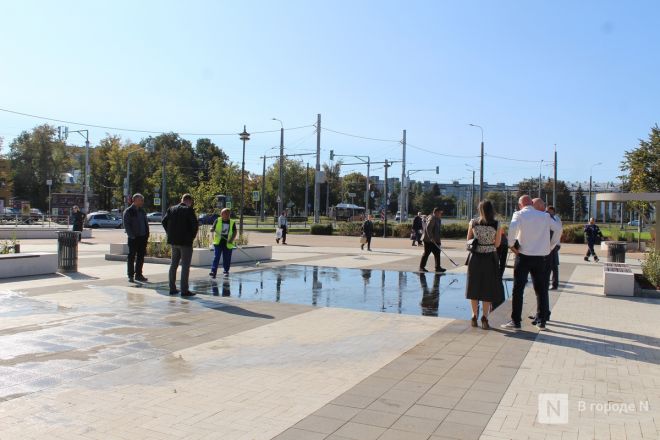 Благоустройство площади у Автозаводского универмага завершено в Нижнем Новгороде - фото 67