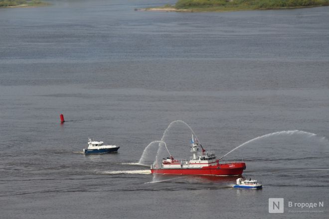 Фоторепортаж: парад в честь 80-й годовщины Победы прошел в Нижнем Новгороде - фото 41