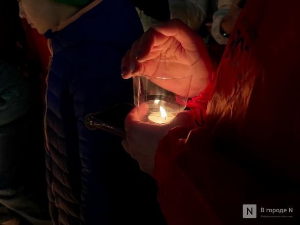 Нижегородцы снова зажгли свечи в память о жертвах теракта в &laquo;Крокусе&raquo; - фото 2