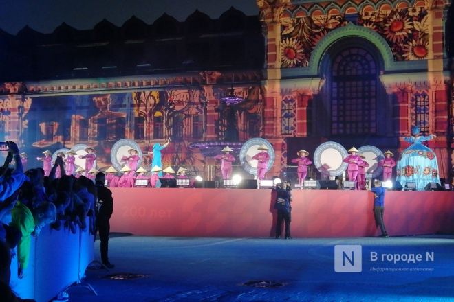 Иммерсивное шоу в постановке Ильи Авербуха состоялось в день 200-летия Нижегородской ярмарки - фото 29