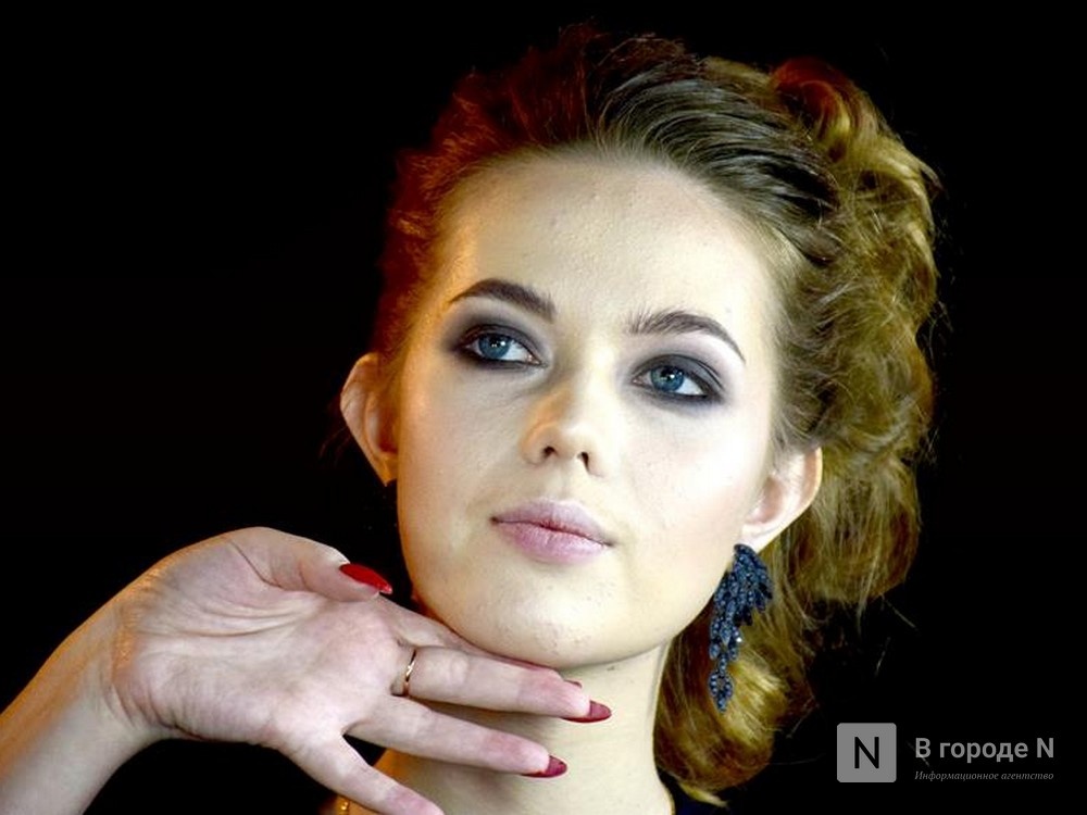 Нижегородок призвали не брить пушковые волосы на лице - фото 1