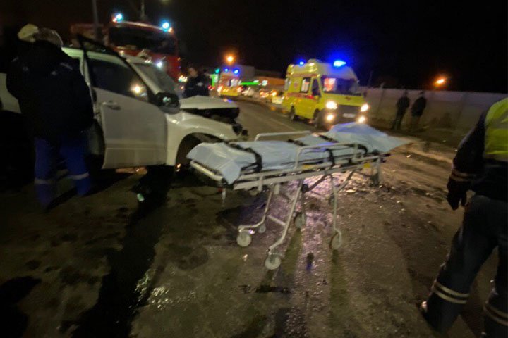 После опасного выезда на &laquo;встречку&raquo; двоих водителей в Нижнем Новгороде госпитализировали в тяжелом состоянии - фото 1