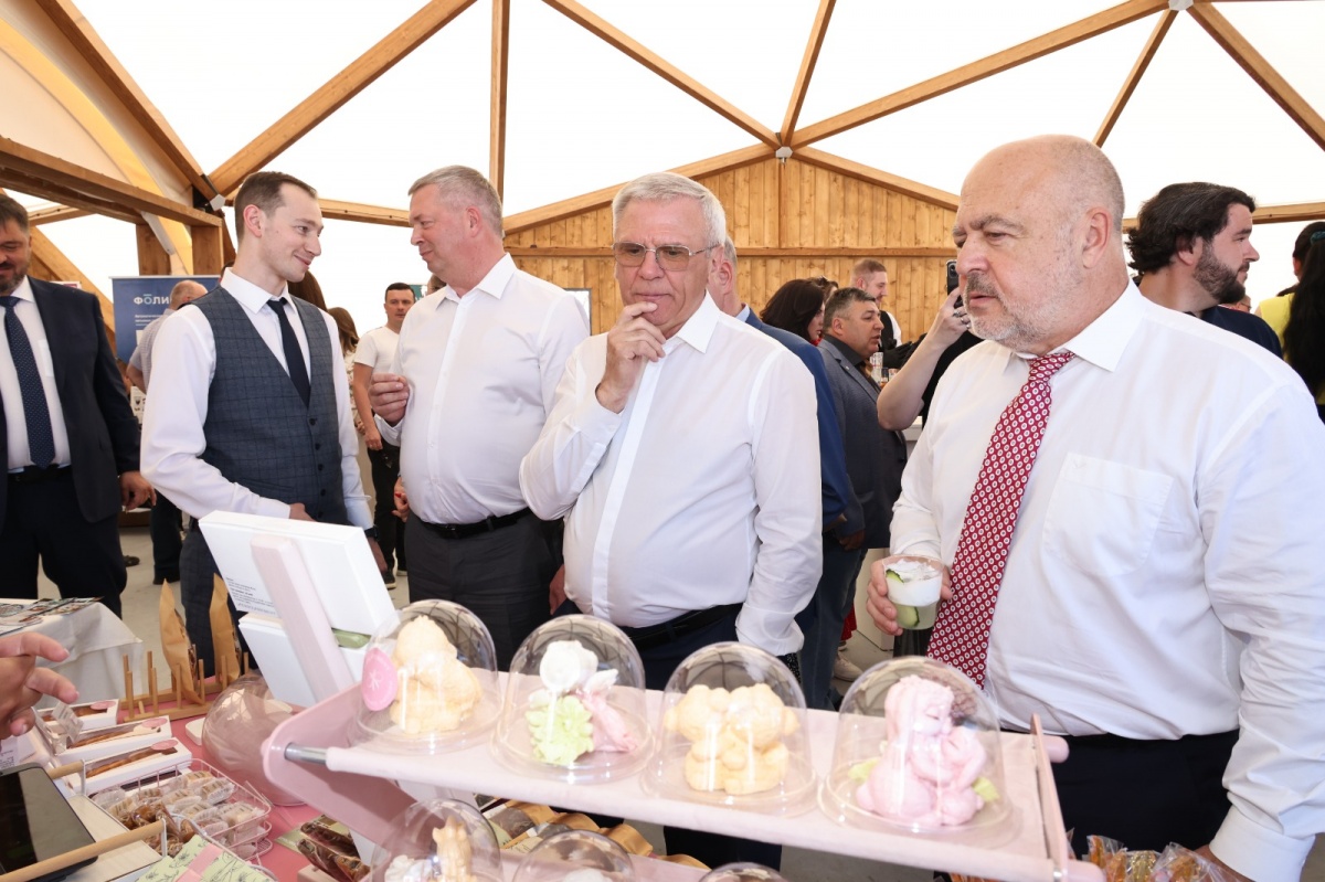 Евгений Люлин принял участие в Дне российского предпринимательства - фото 1