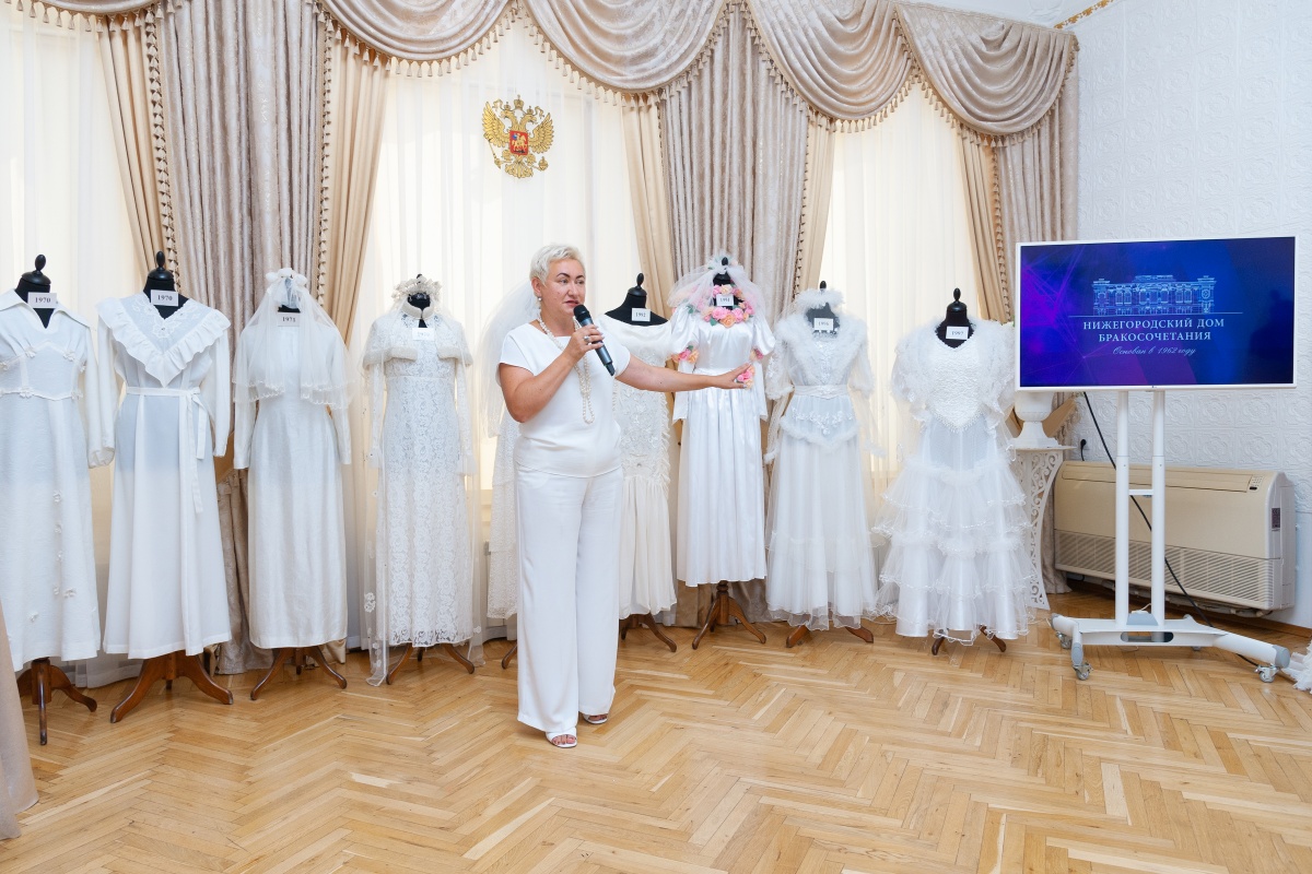 Свадебные ретроплатья можно увидеть в Нижегородском Доме бракосочетания - фото 1