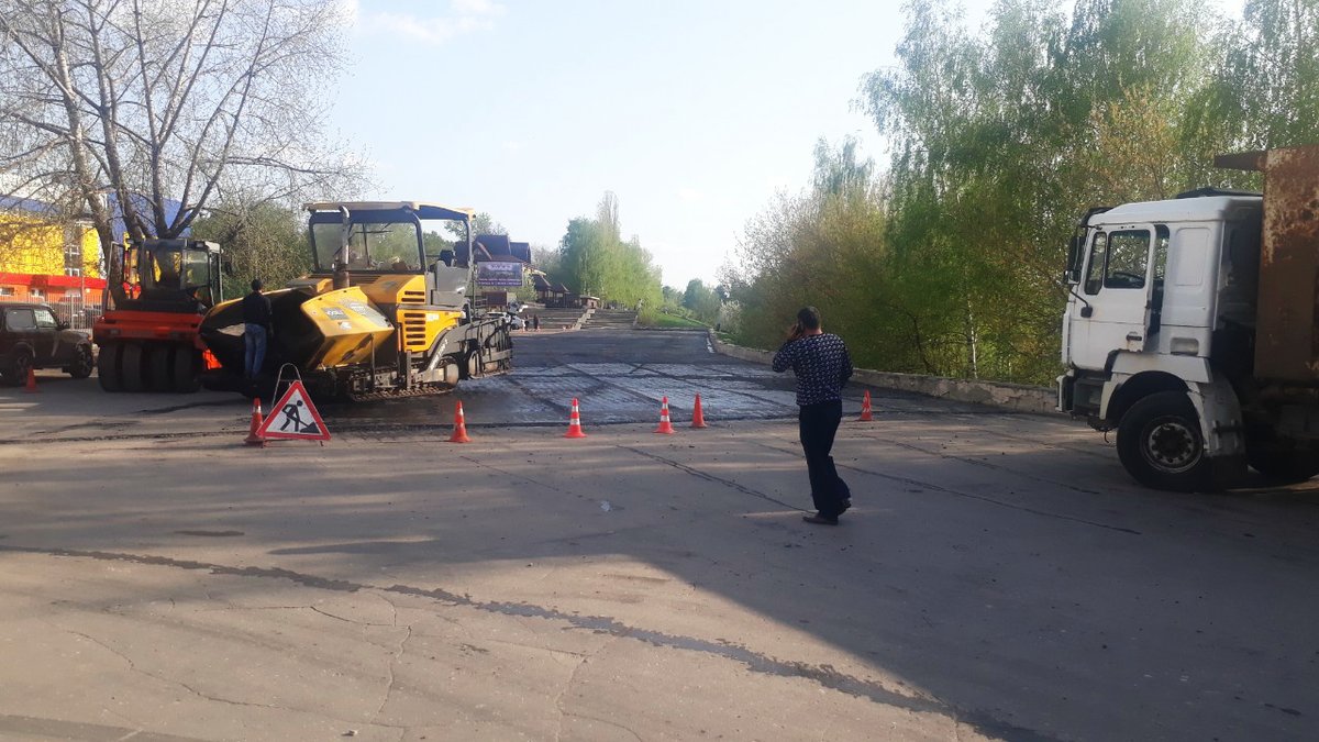 Вакансии в сормовском районе нижнего новгорода. Асфальт Нижний Новгород. Ремонт дорог Самовский район. Ремонт дорог Нижний Новгород. Работа в Сормовском районе.