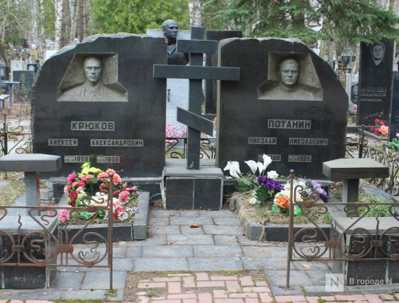 Короли преступного мира: показываем, как выглядят могилы нижегородских бандитов - фото 12