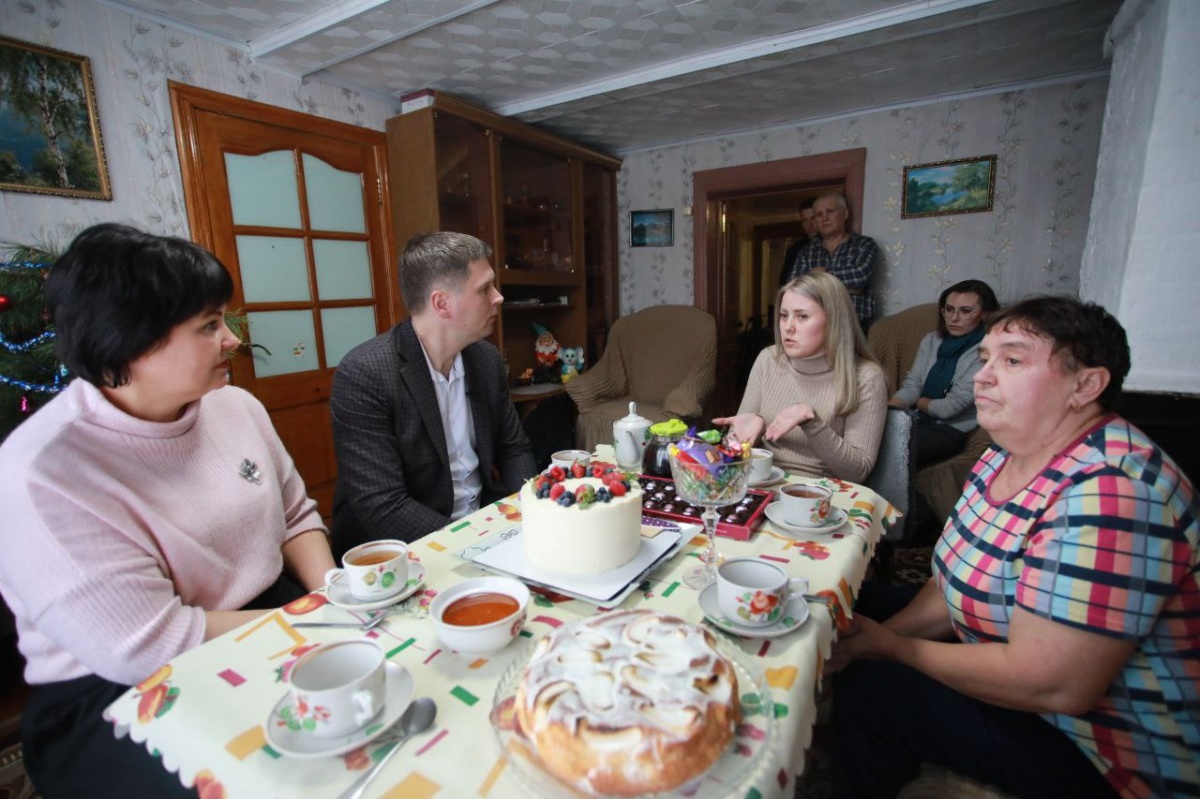 Замгубернатора встретился с семьями мобилизованных нижегородцев - фото 1