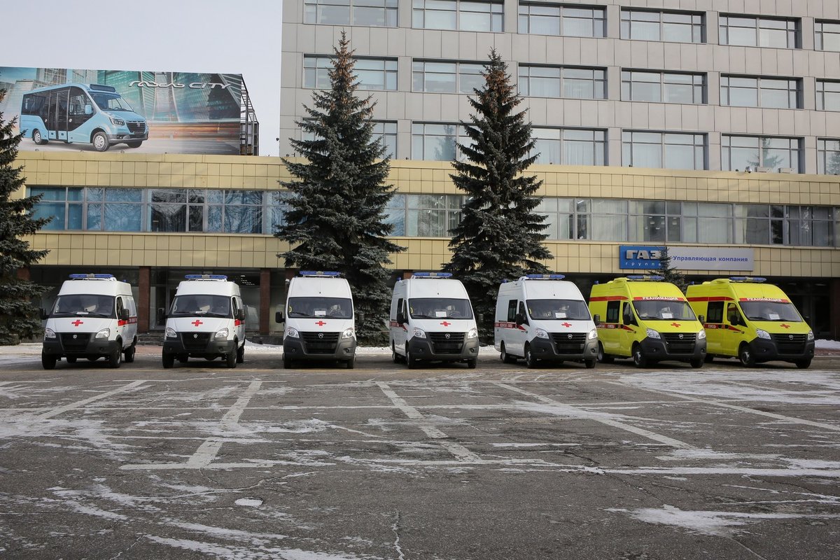 11 новых машин получил нижегородский автопарк скорой помощи