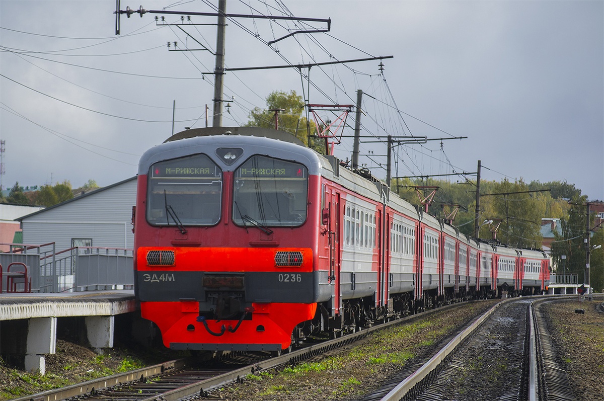 Дополнительные ускоренные поезда на Уренском направлении начнут курсировать с 10 октября