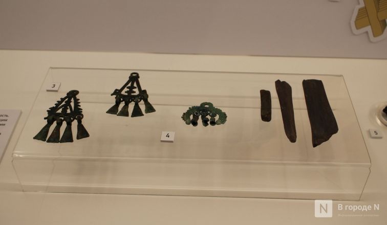 Монеты, украшения и боевые топоры: фоторепортаж с выставки археологических находок в Нижнем Новгороде - фото 88